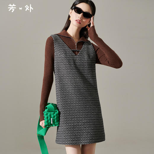 剩M/L 芳外2025时尚气质无袖连衣裙v领针织搭配宽松背心一步裙女士1515 商品图1