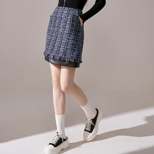 剩M/L 芳外【PU拼接小香风半身裙】25秋款特殊牛仔混编半身裙 商品图1