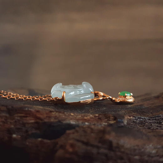 【天然正品】A货翡翠AU750精品玫瑰金镶钻镶天然冰种莲花造型翡翠（高贵，幸福）吊坠项链吊坠：32.1*28.5*6.8MM / 项链：42CM（长度可调节）女士 021225NJM17 商品图7