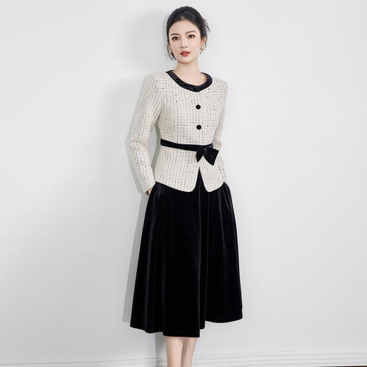 「高货wl」全新升级【铂金会员441/天猫599/差价158】(99012)洛诗琳2025气质小香风粗花呢上衣A字大摆丝绒半裙两件套 商品图0