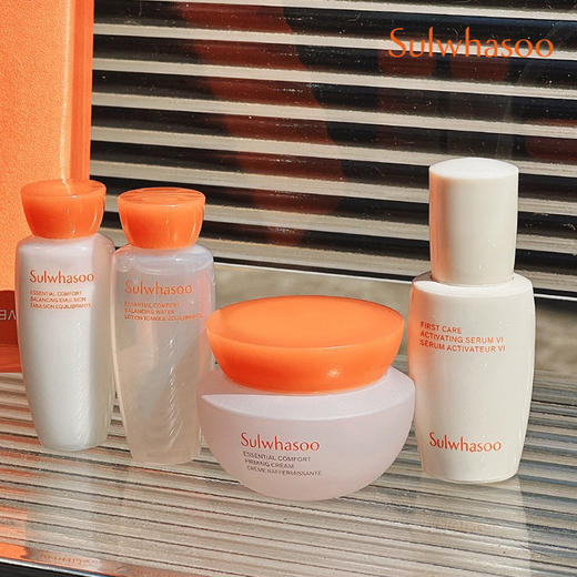 【跨境】Sulwhasoo雪花秀滋盈滋盈2礼盒版（150ml+125ml+15ml+15ml+8ml+5ml） 商品图0