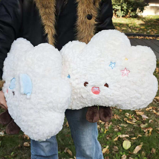 云朵靠垫沙发客厅床上毛绒玩偶公仔抱枕-纪念日百货门店同款168194726 商品图0