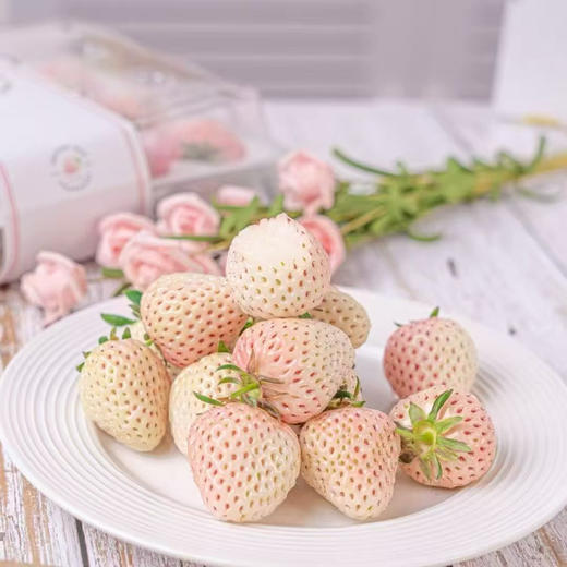 🔅淡雪·白草莓🤩梦幻般的色彩💓白里透粉，一口触动你的味蕾😍饱满的果肉迸发出香甜可口的汁水弥漫口腔，好似初恋般甜蜜🥰🥰 商品图1