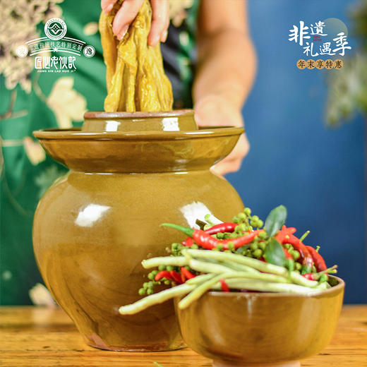 #非遗礼遇季#【荣县土陶：泡菜坛】成都手作非遗土陶腌菜罐 正宗四川泡菜坛子家用老式陶瓷酸菜缸 青釉/无釉多种尺寸可选 带内盖防生花密封土陶罐 【非物质文化遗产】清仓活动售完即止 商品图5