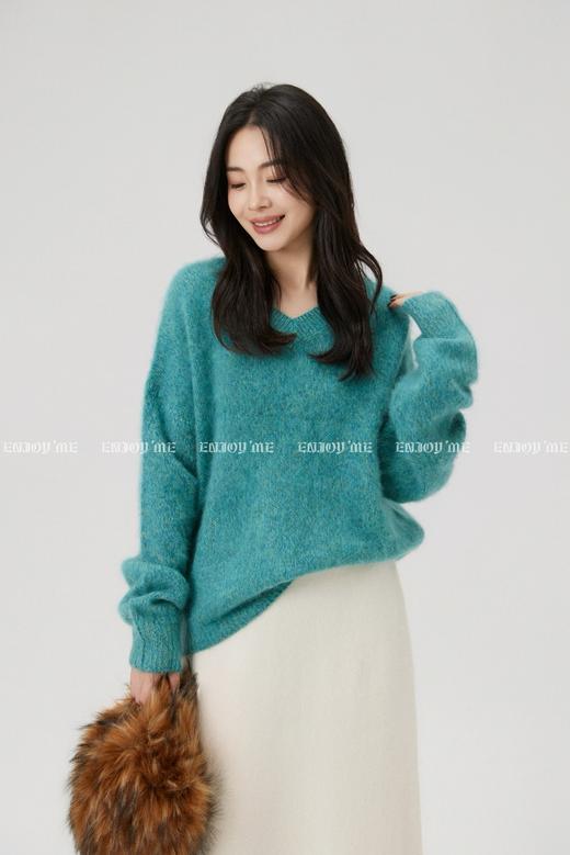 【门店同款】ENJOY冬季“暖冬知性”V领拉毛针织 168099729 商品图7