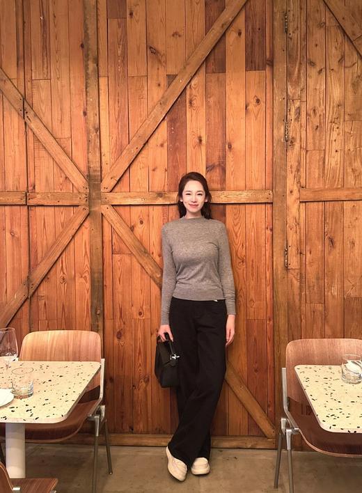 【高品质私服】【加绒四色直筒牛仔裤】专利加厚植绒工艺！品质小暖炉！版型及好直筒牛仔裤！显瘦休闲｜宽松慵懒【无标出货 介意慎拍】WD 商品图5