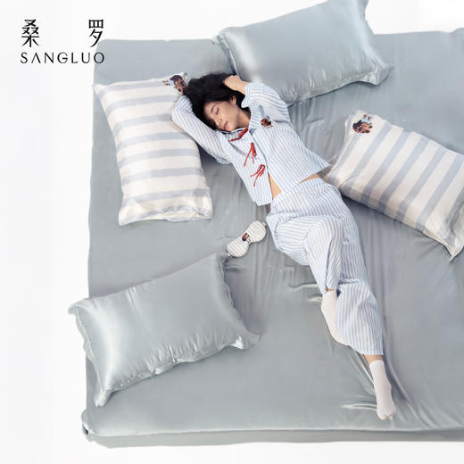 桑罗萌趣旺旺条纹印花桑蚕丝睡衣套装女娃娃领长袖家居服腊肠小狗可外穿 商品图4