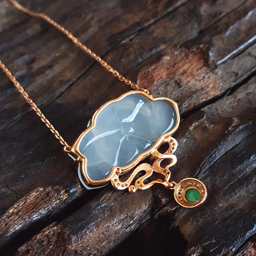 【天然正品】A货翡翠AU750精品玫瑰金镶钻镶天然冰种莲花造型翡翠（高贵，幸福）吊坠项链吊坠：32.1*28.5*6.8MM / 项链：42CM（长度可调节）女士 021225NJM17 商品图6