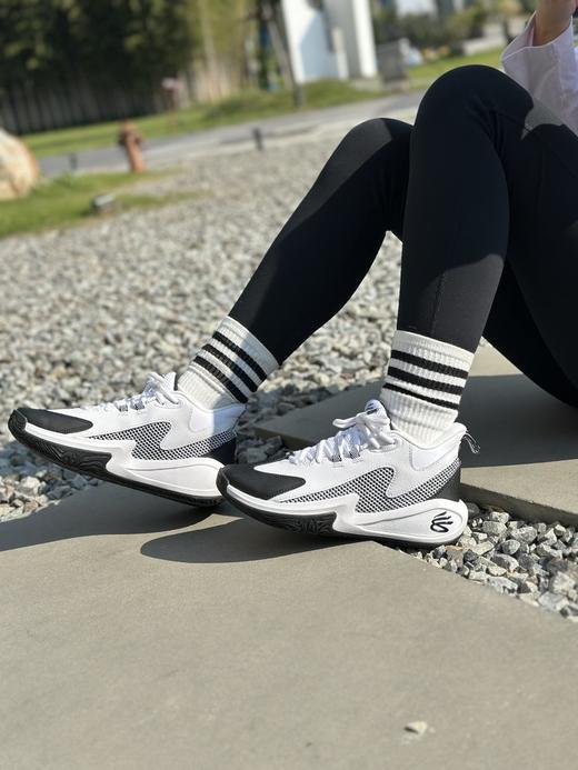 【私域S发】安德玛 KIDS 国际版减震运动鞋/篮球鞋，现仅149元起捡漏指南！数量有限，卖完绝版！ 3028269/6000751/6001882/6006544 商品图9