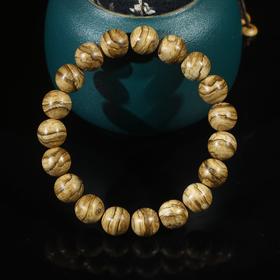 BC.OF12.8-4   马泥涝(手串) ，9.39g