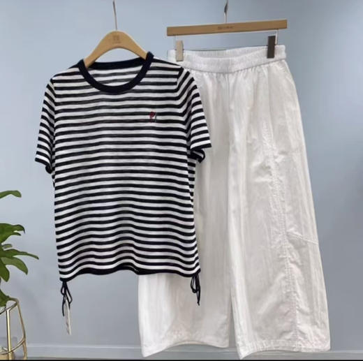 水淼2026春新款时尚百搭条纹刺绣抽绳针织上衣2423 商品图1