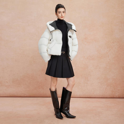 QR005斯尔丽2025新款轻盈感休闲双层朦胧效果设计感时尚减龄短款羽绒服 商品图8