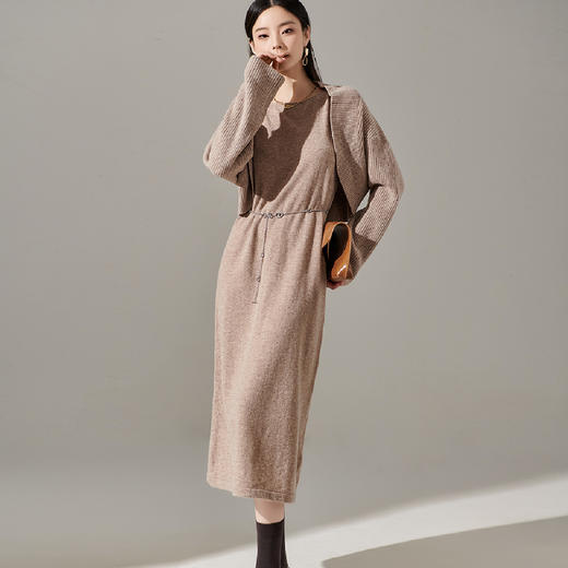剩S 芳外 100%羊毛针织开衫+羊毛背心裙套装 两件套1659 商品图7