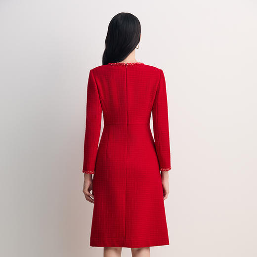 EITIE爱特爱圆领贴花边设计精致收腰小A包容性强时尚优雅连衣裙礼服8577201 商品图5