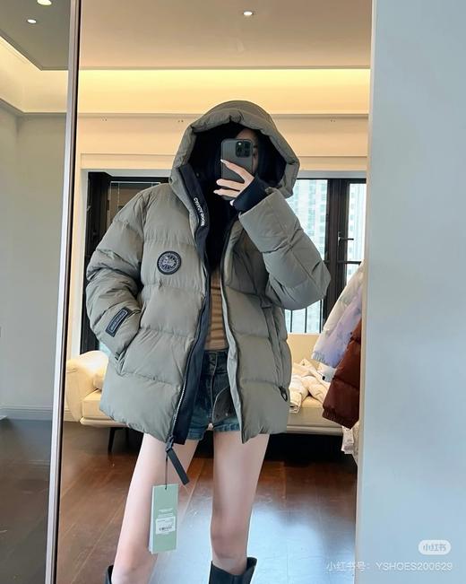 欧阳娜娜二代大鹅情侣款黑标羽绒服 商品图3