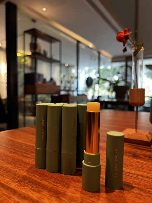 「四种味道可选」天然植物精油润唇膏 商品图4