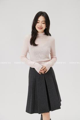 【门店同款】ENJOY冬季“暖冬新奢”高领镶钻打底针织 167993411