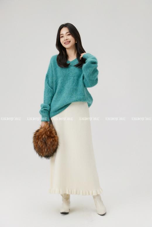 【门店同款】ENJOY冬季“暖冬知性”V领拉毛针织 168099729 商品图9