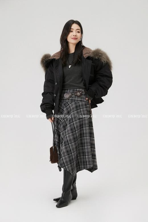 【门店同款】ENJOY冬季“暖冬知性”貉子毛领短款羽绒服 168143849 商品图10