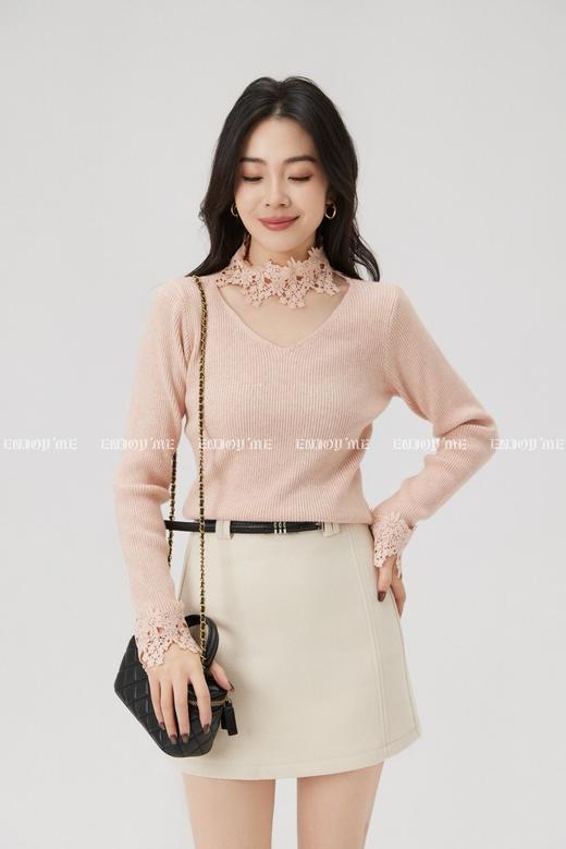 【门店同款】ENJOY冬季“暖冬软糖”优雅拼花朵针织上衣 168093108 商品图4