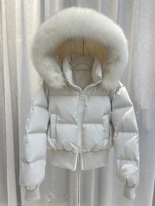 【高品质私服】【芬兰雪境羽绒服】3色可选！上身超显脸小，⁩短款收腰版型显瘦又显高！⁠零下穿毫无压力【无标出货 介意慎拍】WD 商品图9