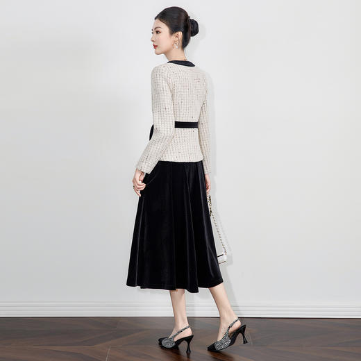 「高货wl」全新升级【铂金会员441/天猫599/差价158】(99012)洛诗琳2025气质小香风粗花呢上衣A字大摆丝绒半裙两件套 商品图1
