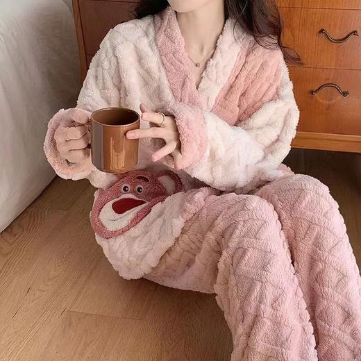 睡衣女秋冬长袖加厚加绒珊瑚绒女士睡袍套装法兰绒家居服可爱风 商品图1
