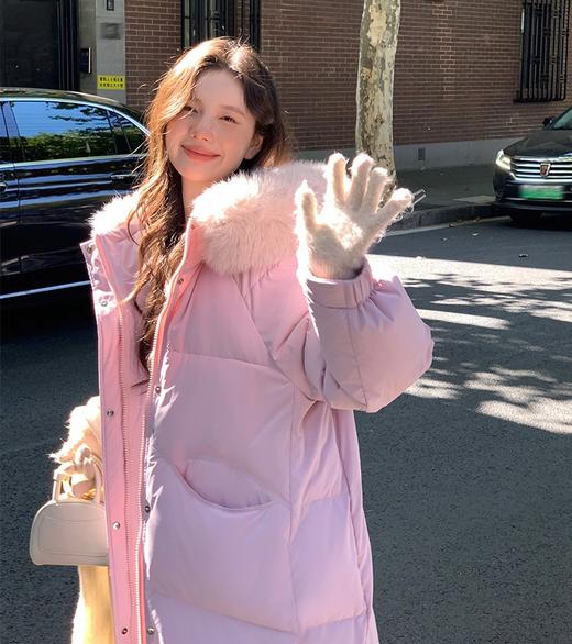 【长款大毛领羽绒服】高蓬松优质鸭绒填充，绒朵大又饱满，锁温保暖！中长款宽松版型，密实防风！搭配蓬松大毛领，丰盈柔软，触感顺滑！【AC-X】 商品图2