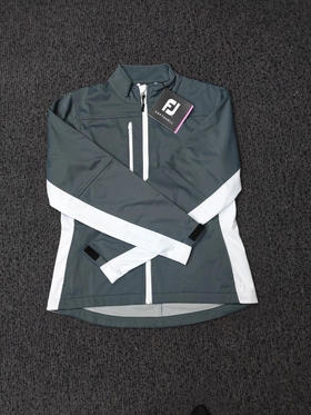 日单正品FJ女士高尔夫长袖外套 防风保暖
只有M 码胸围98