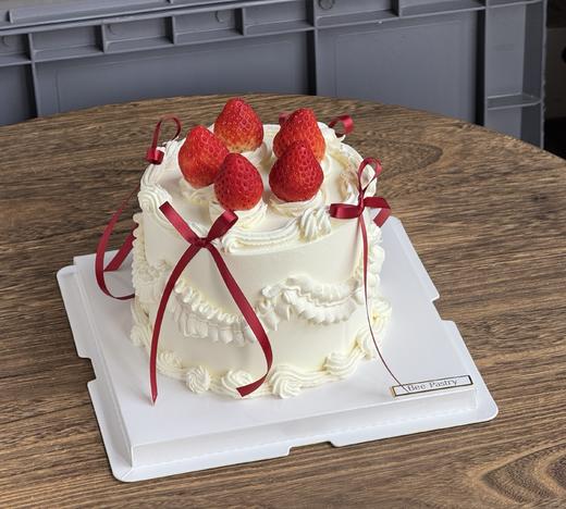 草莓丝带蛋糕 商品图1
