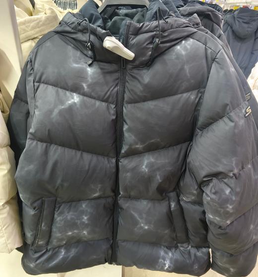 斯凯奇 479.9元  经典时尚连帽梭织中款羽绒服  (线上线下同时在售不保证有货，活动款不退不换介意勿拍) 510833-TY 商品图0