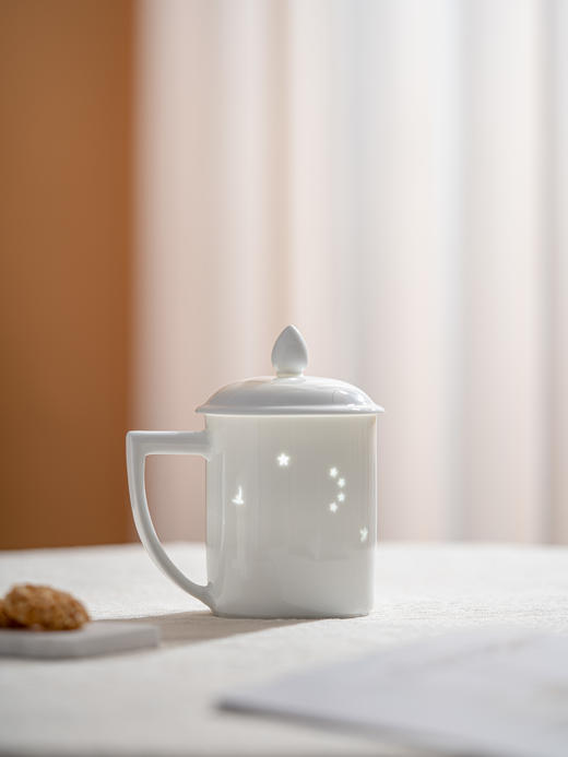 富玉 | 景德镇陶瓷带盖办公杯 商品图0