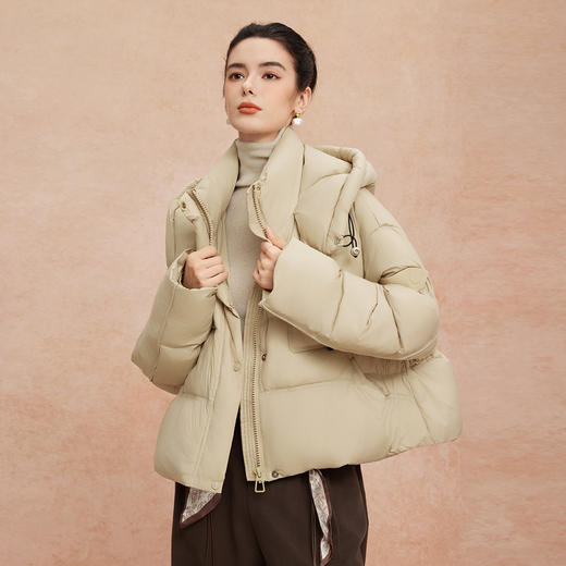 QR002斯尔丽25新款冬季连帽短款休闲面包服宽松加厚90绒时尚减龄羽绒服 商品图6