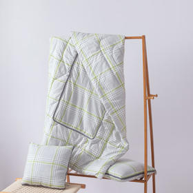 無印良品 水洗磨绒棉抱枕被MJ-XJ25-02折叠：40*40cm   展开：105*150cm