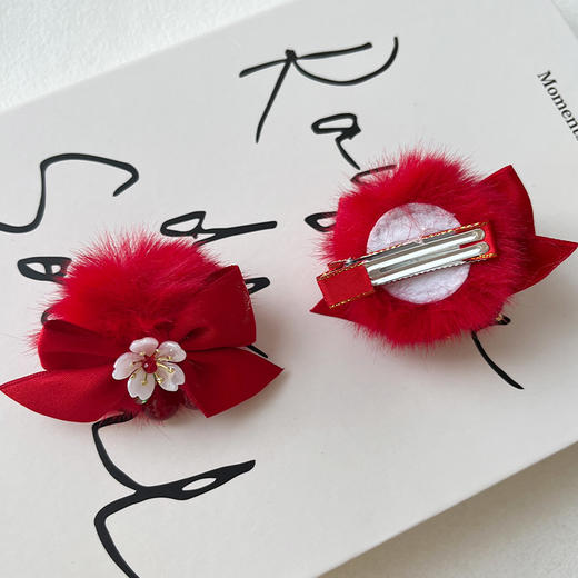 可爱百搭毛球樱桃对夹HY对夹-纪念日百货门店同款167745338 商品图1