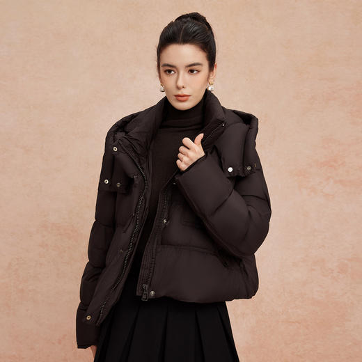 QR002斯尔丽25新款冬季连帽短款休闲面包服宽松加厚90绒时尚减龄羽绒服 商品图10