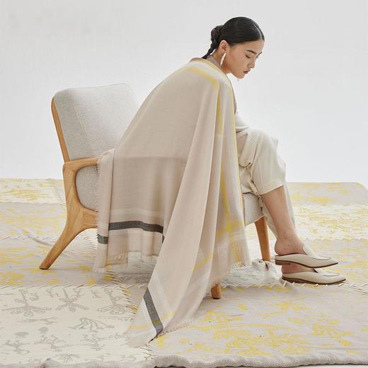 边框撞色羊绒披肩 商品图0