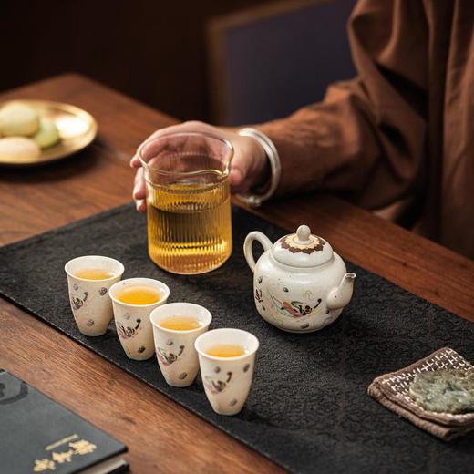 敦煌文创官方出品，线下门店同款！【敦煌飞花映沙系列】（苏打釉 + 窑变）摸得到鸣沙山细沙感， 单人瓷器咖啡杯/茶壶6件套茶器/盖碗7件套茶器 商品图3