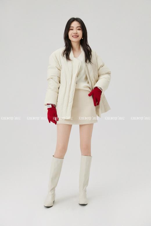 【门店同款】ENJOY冬季“暖冬软糖”狐狸毛围脖收腰羽绒服 168494631 商品图5