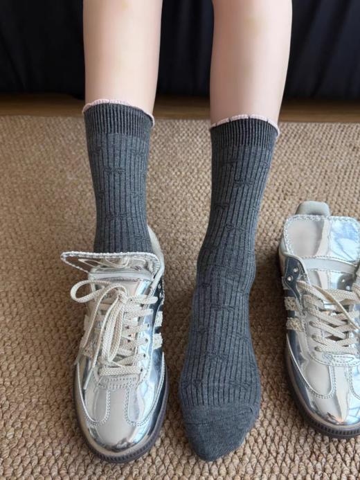 <曾小咸推荐> 可露丽复古中筒袜 日常价79/组 49.99/组！！！（一组五双）【预售款，预计3-15天发货】 商品图6