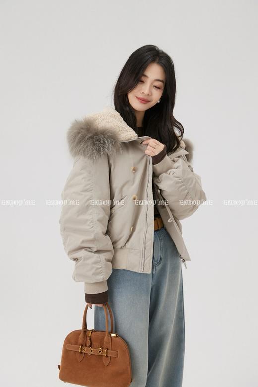【门店同款】ENJOY冬季“暖冬知性”貉子毛领短款羽绒服 168143849 商品图2