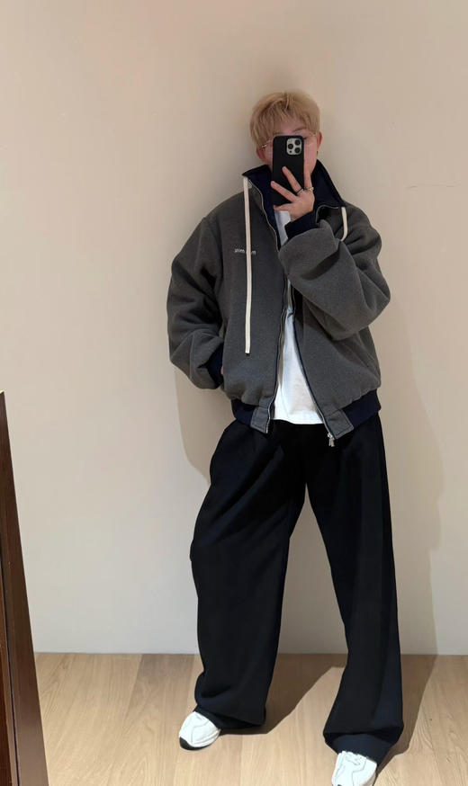 129-2 颖宝/刘浩存 渠道圆正 565款 Miu双面穿男女同款 尼龙/摇粒绒 飞行员夹克外套 商品图4