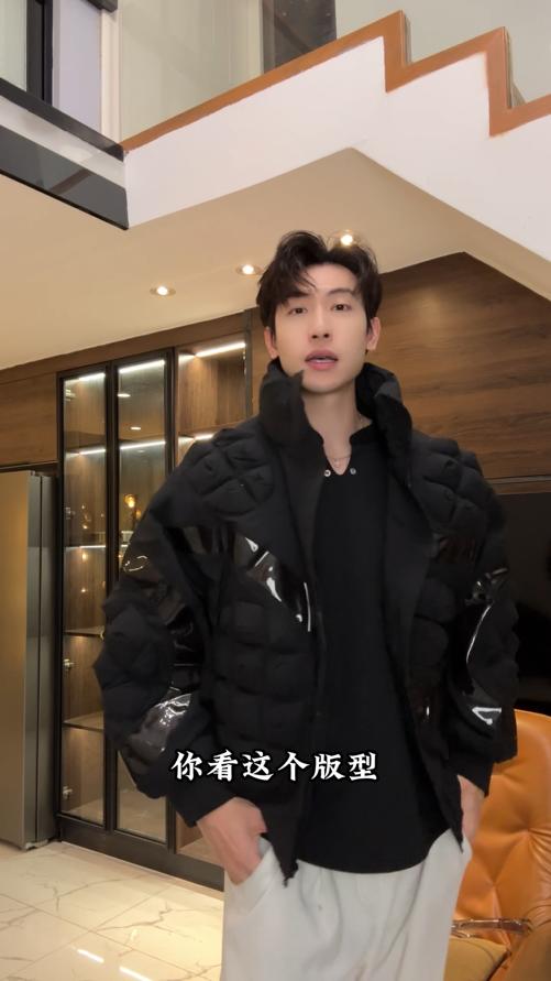 SDSA男士秋冬新款痞帅男装立领休闲羽绒服凹凸菠萝纹拼接设计外套 商品图0