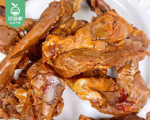 鑫云东酱鸭锁骨/1盒（210g）送一瓶500ml萨兰尼精酿啤酒生产日期：4月6日左右 商品图3