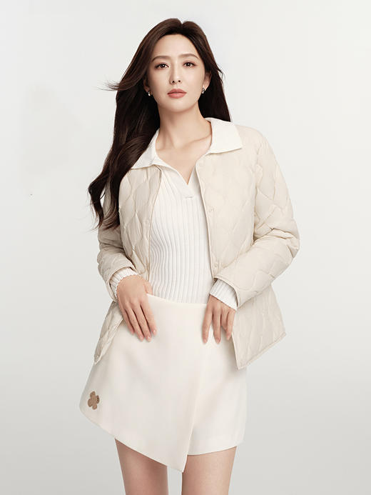 「佟丽娅同款轻薄羽绒服」冬季简约修身显瘦“两穿领”口袋短款时尚羽绒服轻薄款内胆外套(7天左右发货)60531/11356 商品图1