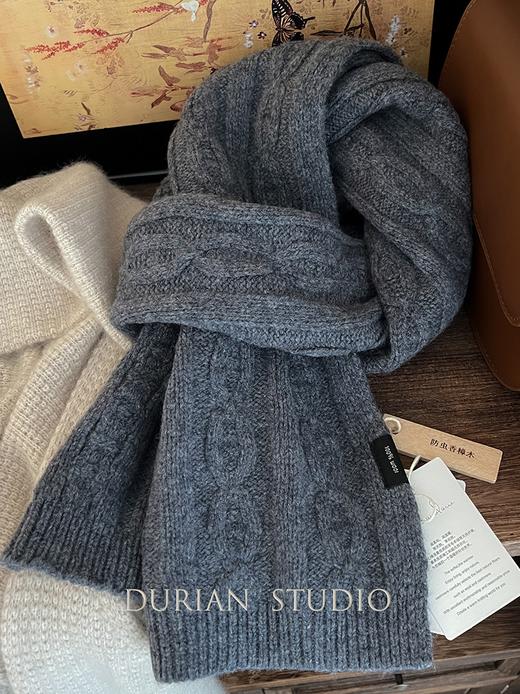 【秋冬精选】100%澳洲精选纯羊毛经典麻花英伦安可拉红复古围巾女冬季绞花围脖 165*22cm 商品图7