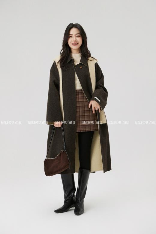 【门店同款】ENJOY冬季“暖冬知性”朗姆柠檬长款披肩大衣 168143953 商品图4