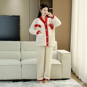 可爱草莓熊连帽睡衣女秋冬新款珊瑚绒加厚加绒家居服可外穿套装