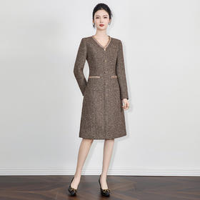 「高货wl」全新升级【铂金会员358/天猫479/差价121】(05912)洛诗琳2025秋冬气质小香风金线人字纹羊毛呢镶钻领连衣裙