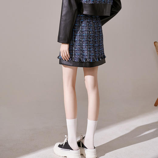 剩M/L 芳外【PU拼接小香风半身裙】25秋款特殊牛仔混编半身裙 商品图3